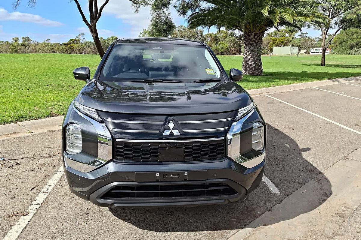 2026 Mitsubishi Outlander ES ZM