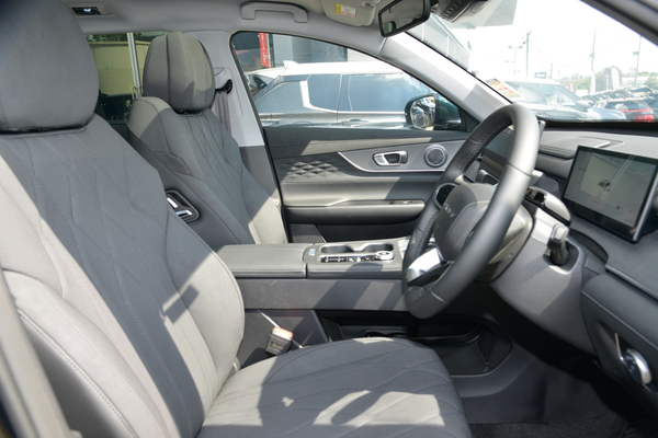 2026 Chery Tiggo 8 Super Hybrid Ultimate T31 thumb-9