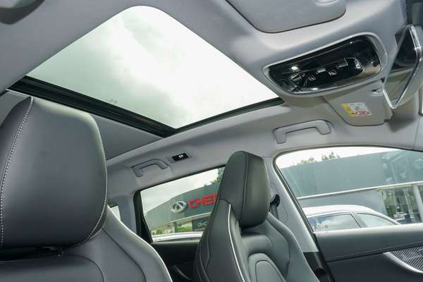 2026 Chery Tiggo 7 Super Hybrid Ultimate T32 thumb-15