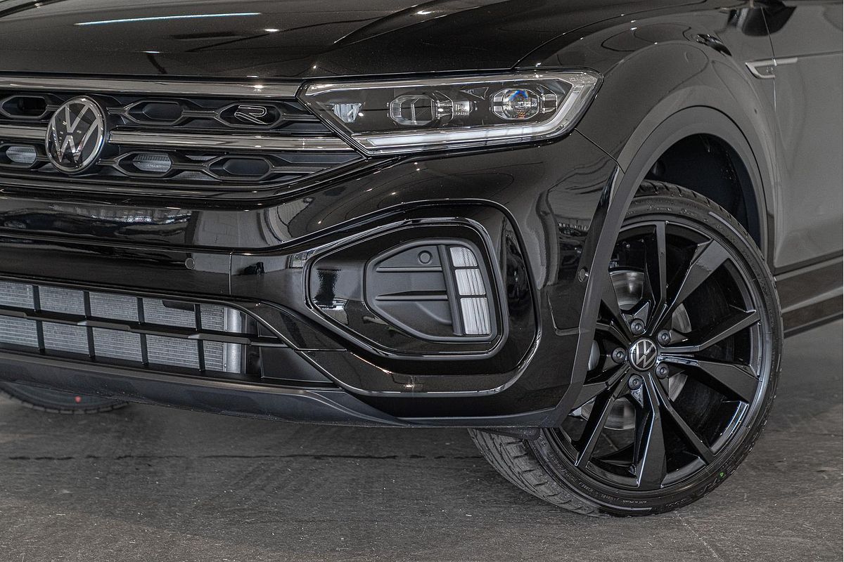 2026 Volkswagen T-Roc 140TSI R-Line D11
