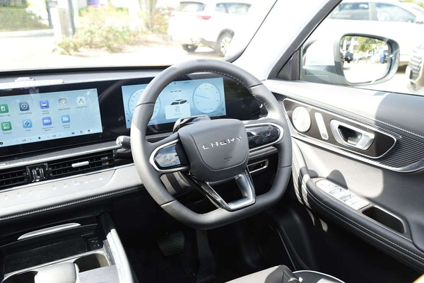 2026 Chery Tiggo 7 Super Hybrid Ultimate T32 thumb-16