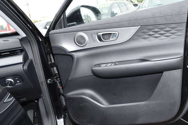 2026 Chery Tiggo 8 Super Hybrid Ultimate T31 thumb-16