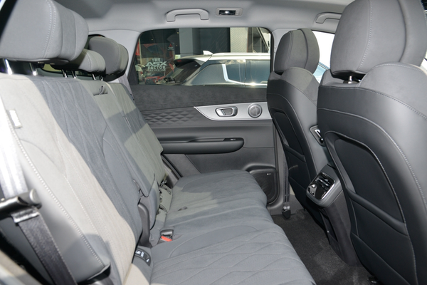 2026 Chery Tiggo 8 Super Hybrid Ultimate T31 thumb-8