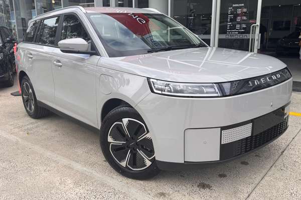 2026 OMODA JAECOO J5 EV Summit