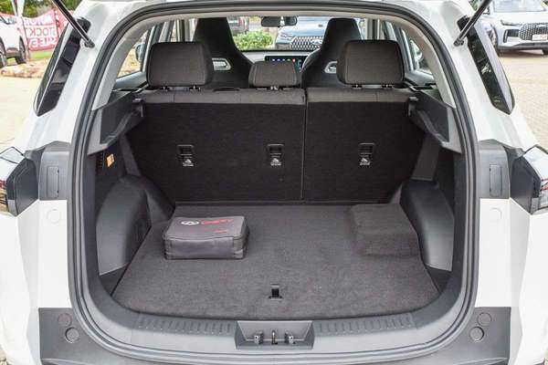2026 Chery Tiggo 4 Hybrid Urban thumb-18