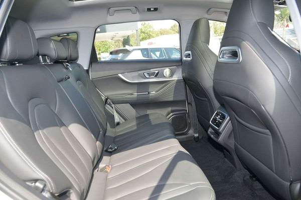 2026 Chery Tiggo 7 Ultimate T32 thumb-8