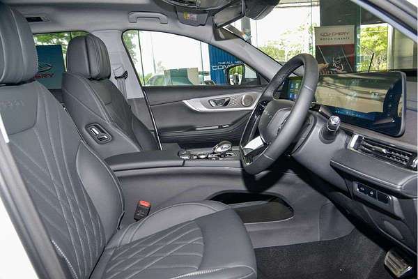 2025 Chery Tiggo 8 Pro Max Ultimate AWD thumb-9