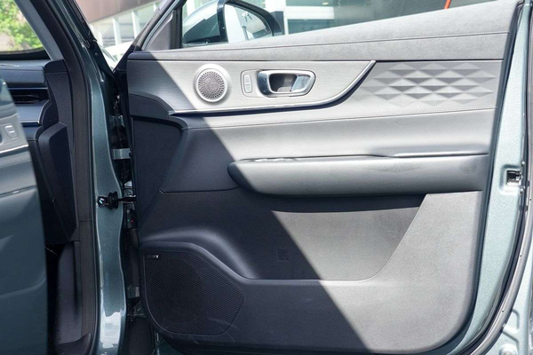 2026 Chery Tiggo 8 Super Hybrid Ultimate T31 thumb-15