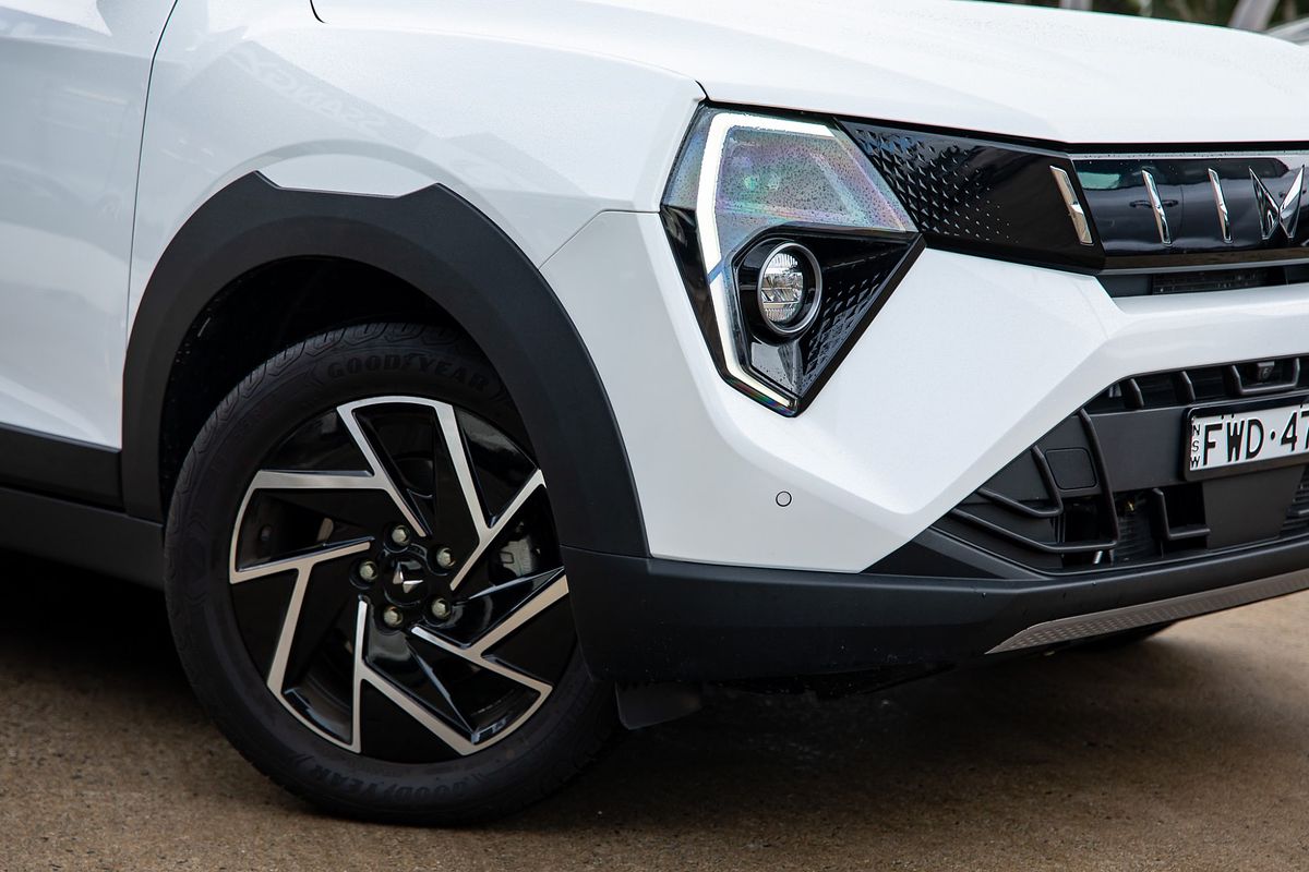 2026 Mahindra XUV3XO AX7L