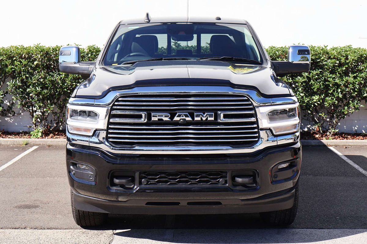 2026 RAM 2500 Laramie DJ 4X4