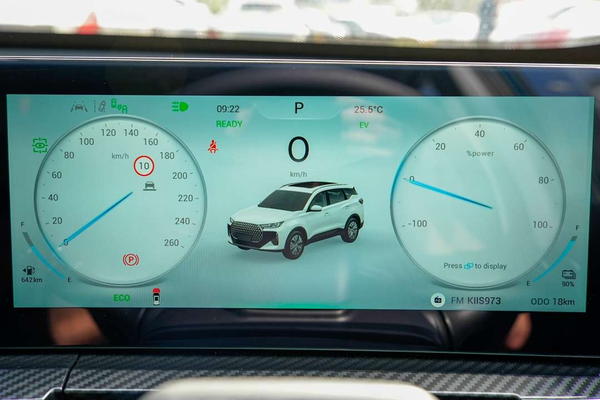 2026 Chery Tiggo 7 Super Hybrid Urban T32 thumb-7
