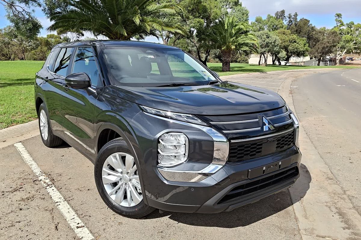 2026 Mitsubishi Outlander ES ZM