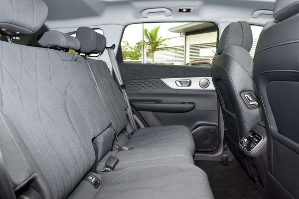 2026 Chery Tiggo 8 Super Hybrid Ultimate T31 thumb-8