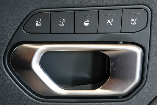 2026 Kia K4 GT-Line CL4m thumb-11