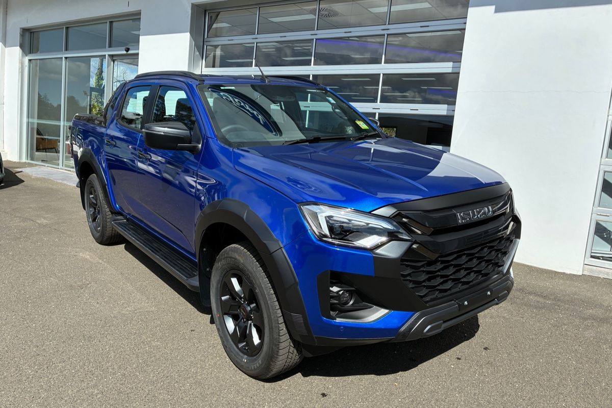 2025 Isuzu D-MAX X-TERRAIN 4X4