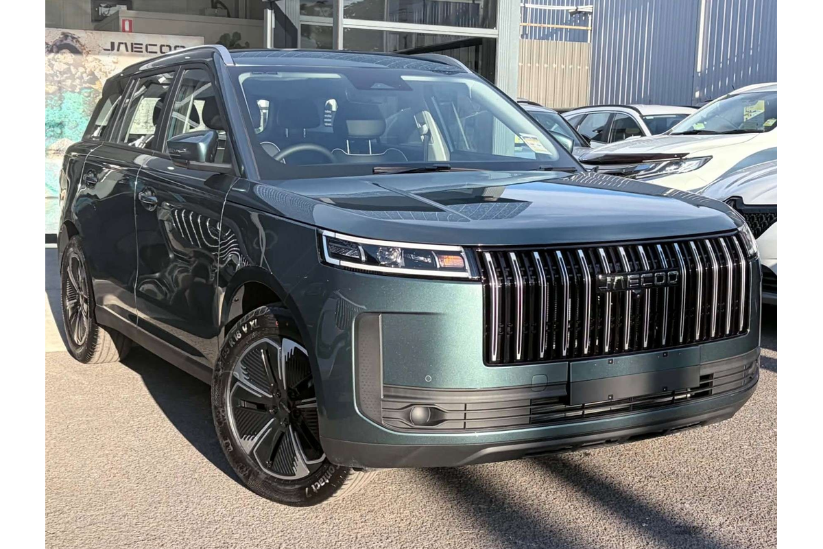 2026 OMODA JAECOO J5 Hybrid Summit