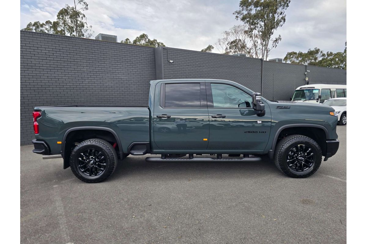 2026 Chevrolet Silverado HD LTZ Premium W/Tech Pack T1 4X4