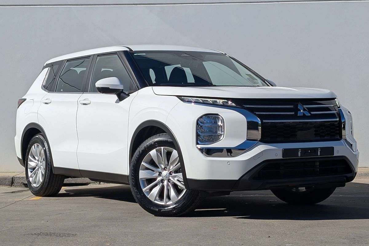 2026 Mitsubishi Outlander ES ZM