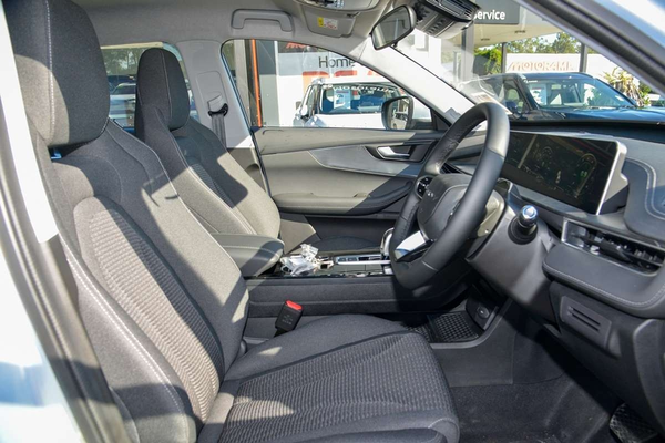 2026 Chery Tiggo 4 Urban thumb-8