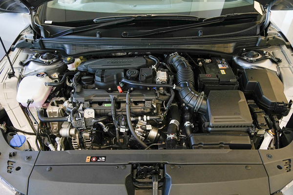 2026 Kia K4 GT-Line CL4m thumb-4
