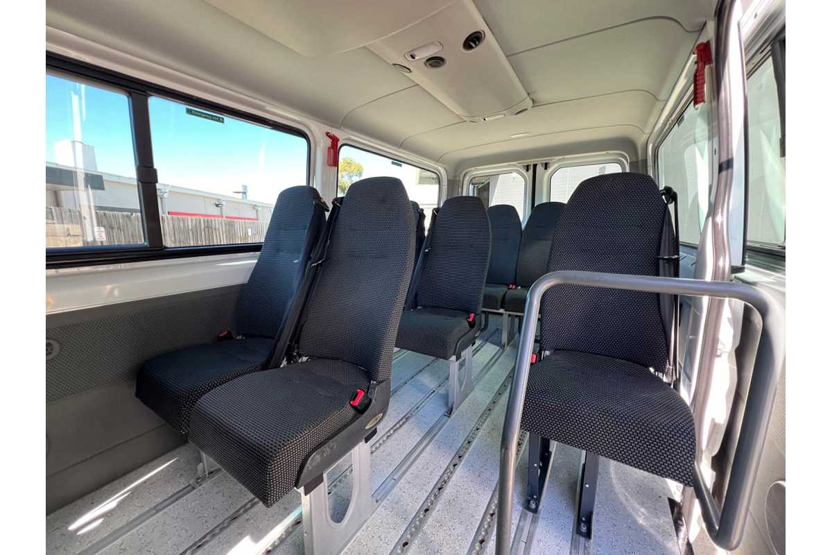 2009 Mercedes-Benz Sprinter Transfer NCV3 Low Roof image 17
