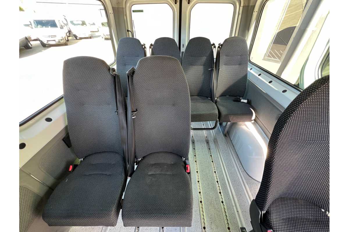 2009 Mercedes-Benz Sprinter Transfer NCV3 Low Roof image 23