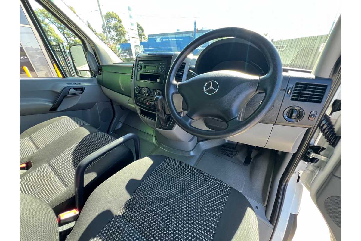 2009 Mercedes-Benz Sprinter Transfer NCV3 Low Roof image 24