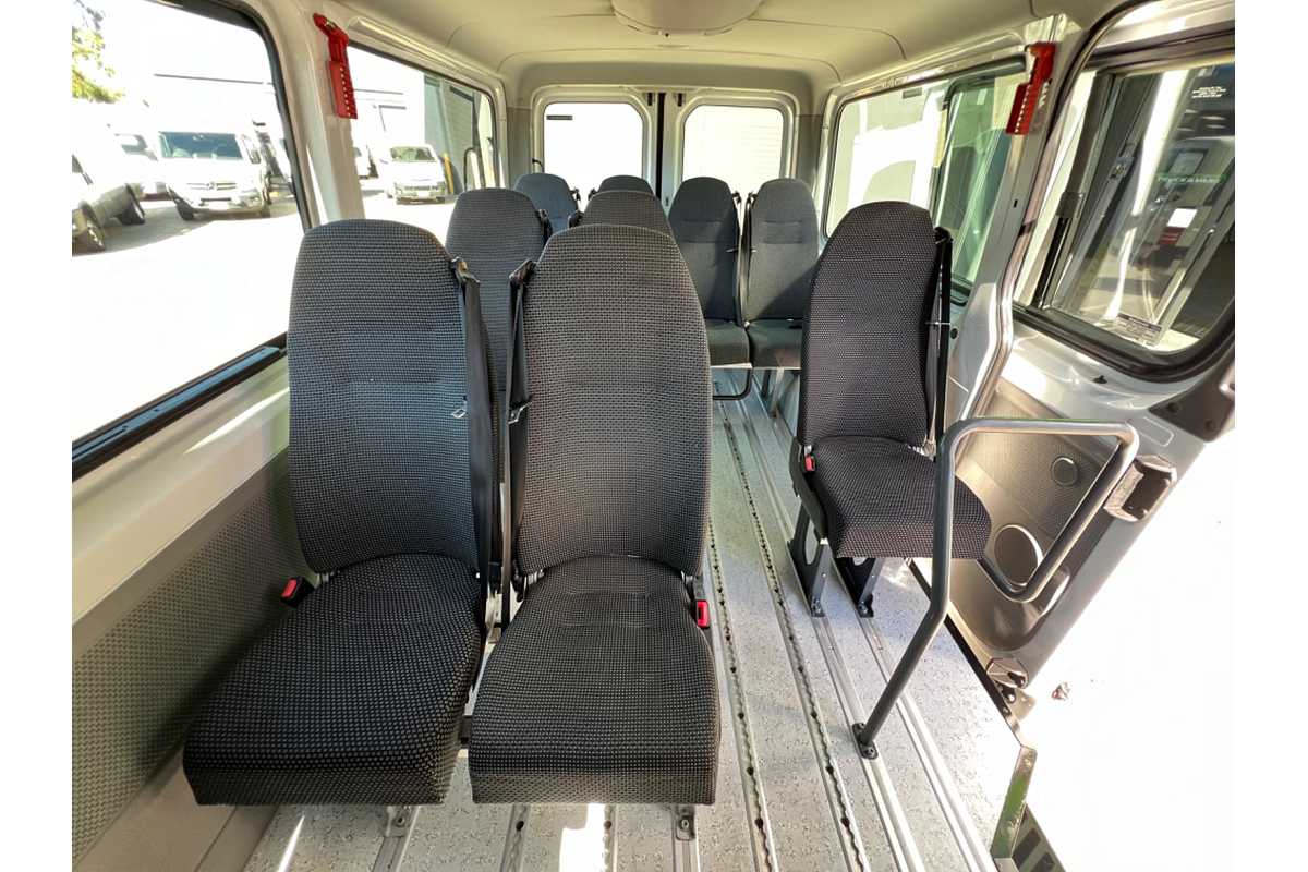 2009 Mercedes-Benz Sprinter Transfer NCV3 Low Roof