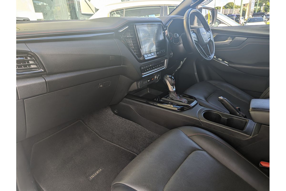 2022 Isuzu D-MAX X-TERRAIN 4X4