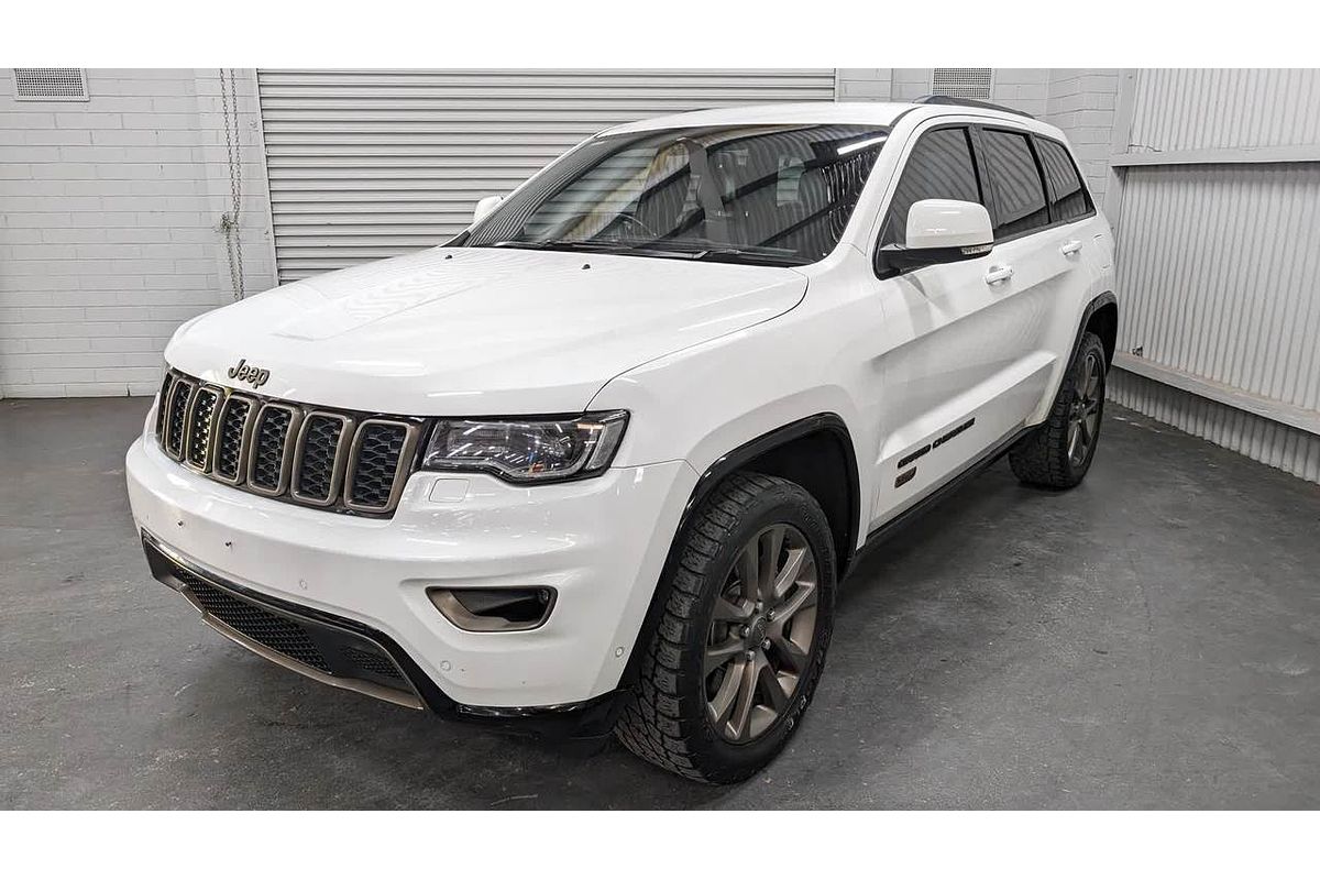 2016 Jeep Grand Cherokee 75th Anniversary WK