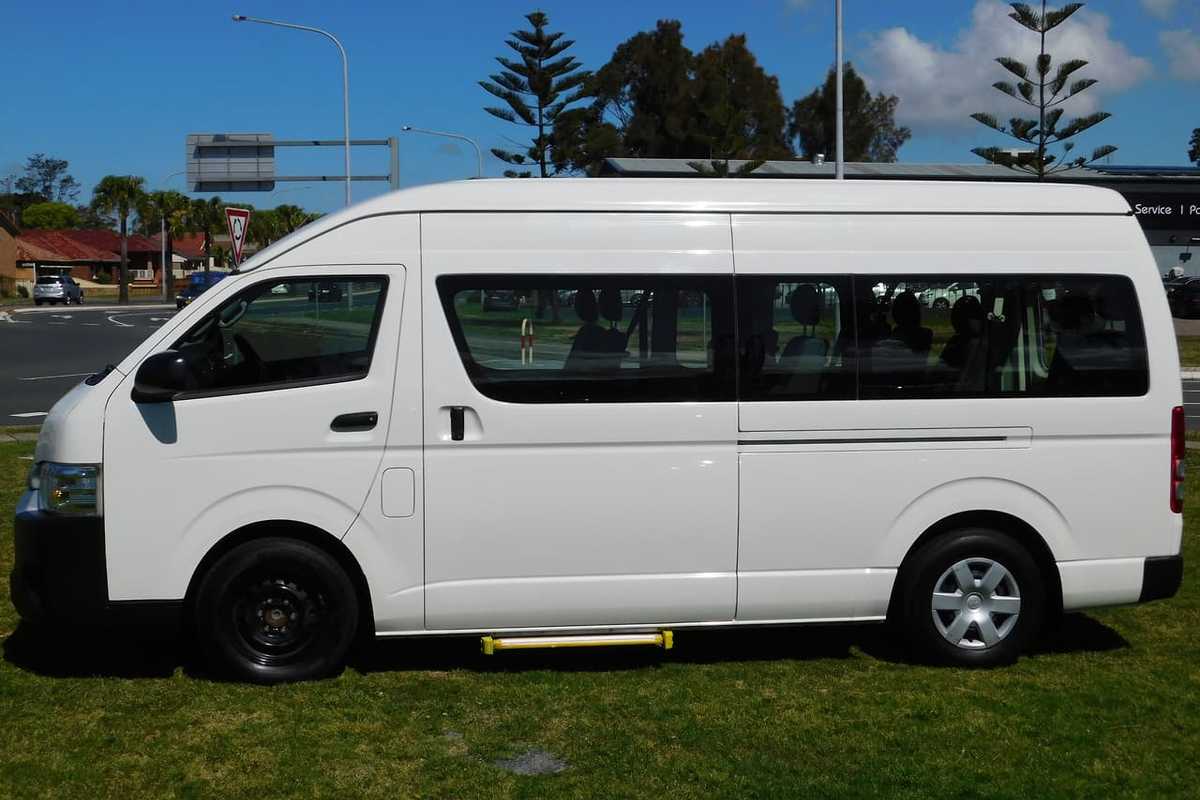 2016 Toyota Hiace Commuter KDH223R