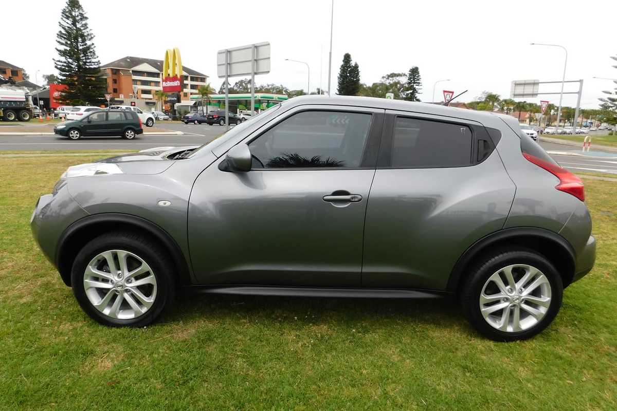 2013 Nissan JUKE ST F15
