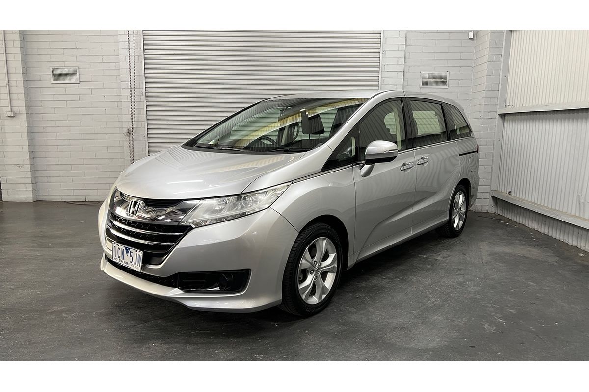 2014 Honda Odyssey VTi 5th Gen
