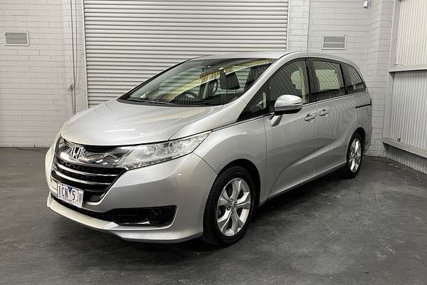 2014 Honda Odyssey VTi 5th Gen