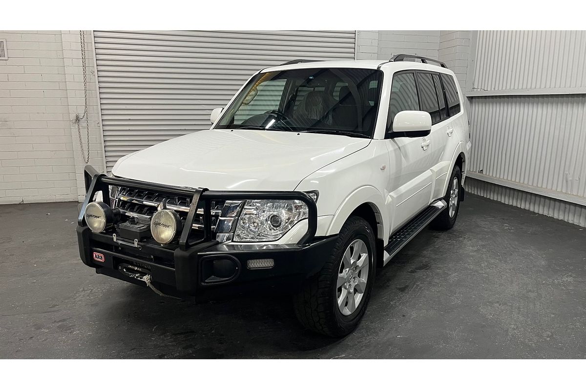 2016 Mitsubishi Pajero GLX NX