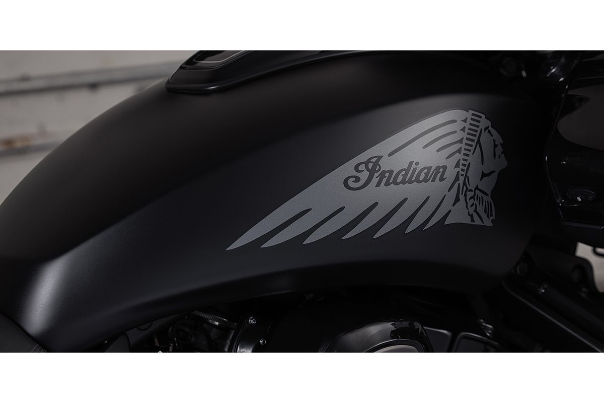 2024 Indian Challenger Dark Horse