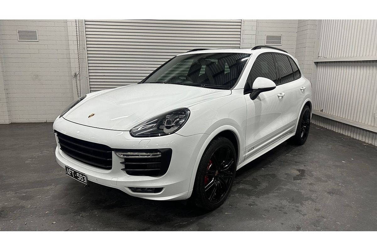 2015 Porsche Cayenne GTS 92A