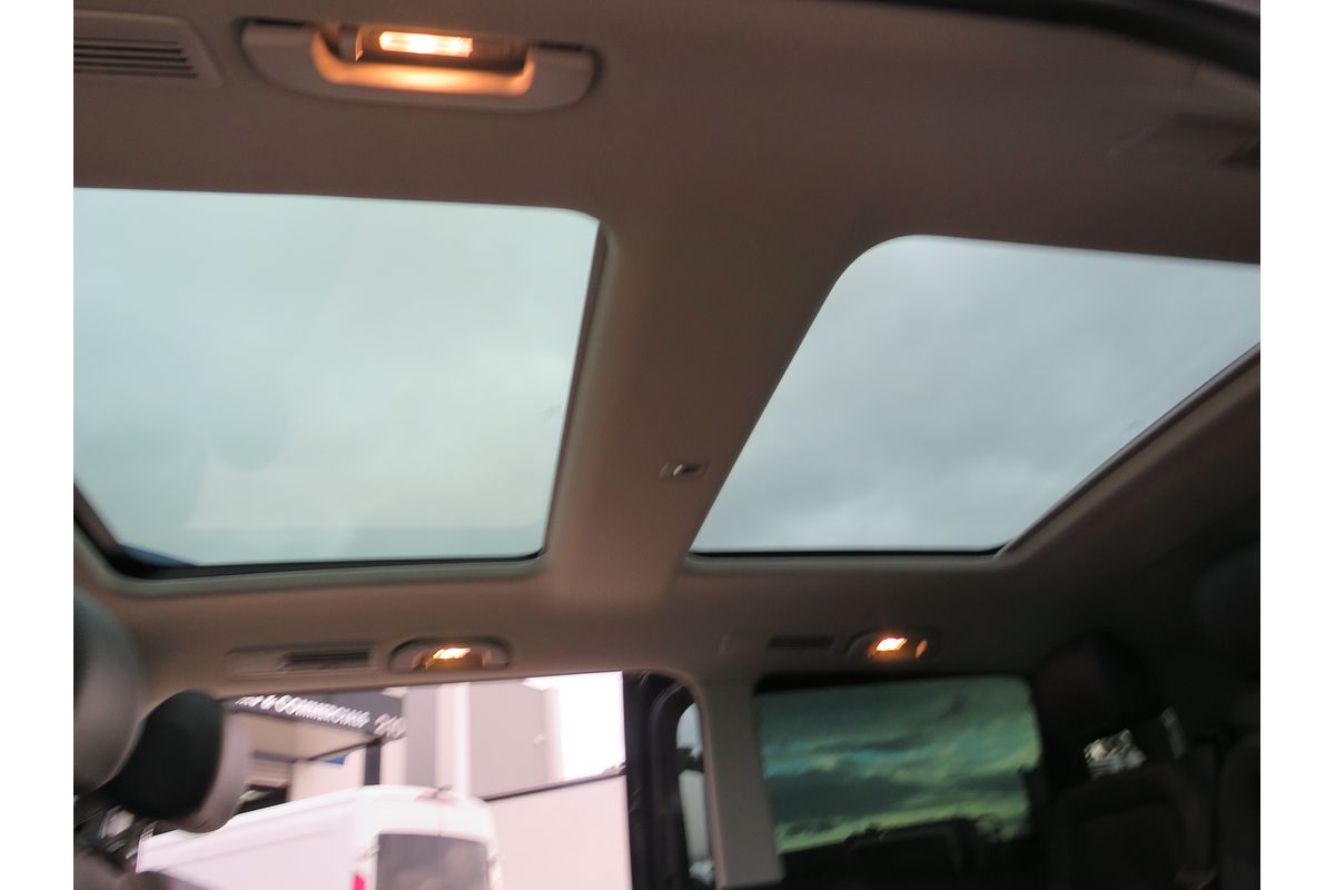2022 Mercedes-Benz V-Class V250 d 447 MWB image 7