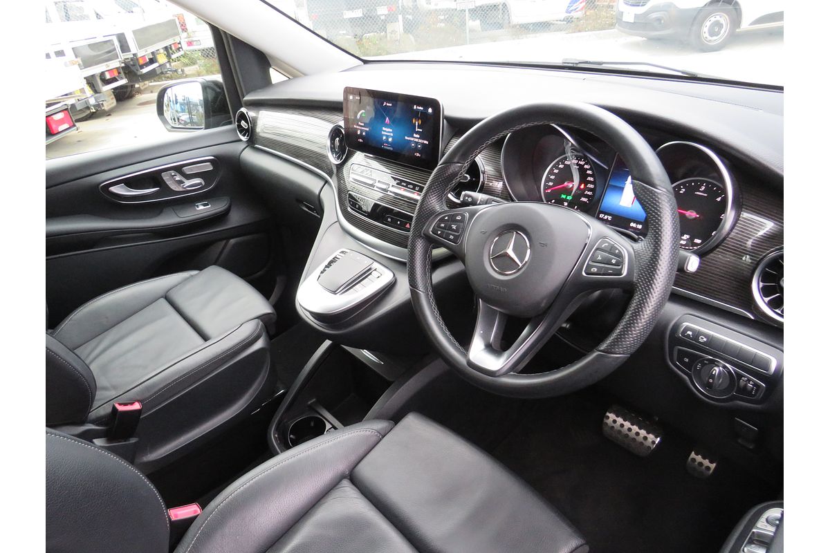 2022 Mercedes-Benz V-Class V250 d 447 MWB image 14