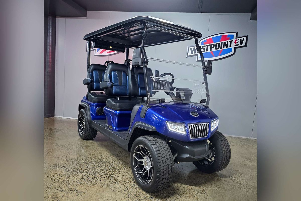 2023 Evolution D5 4 Seater