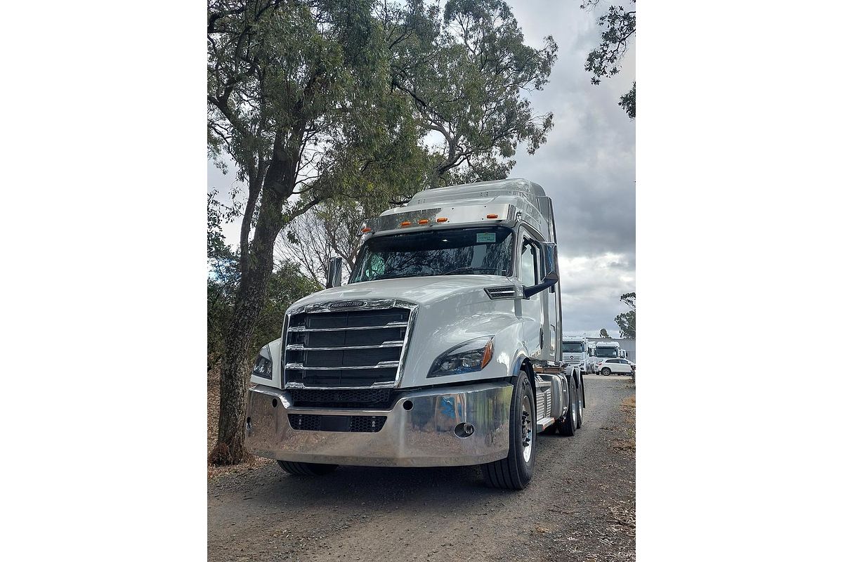 2024 Freightliner Cascadia 126 36XT image 10