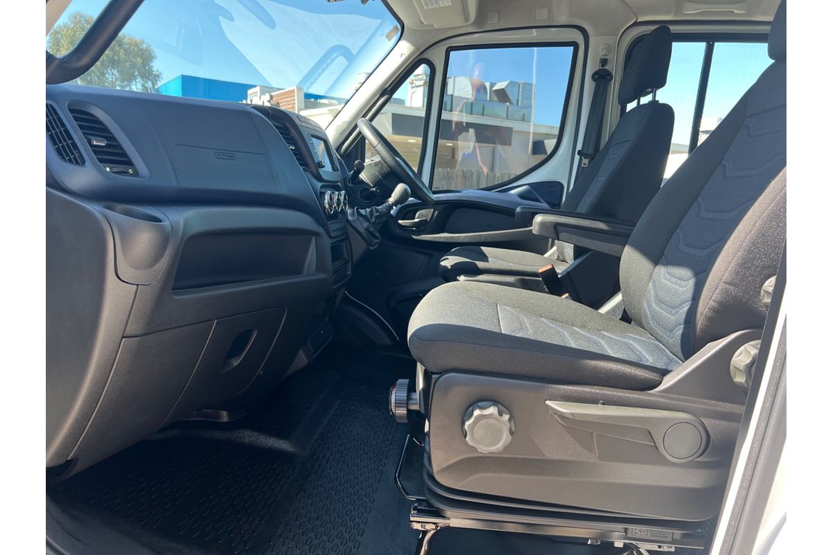 2020 IVECO Daily 70S18H image 14
