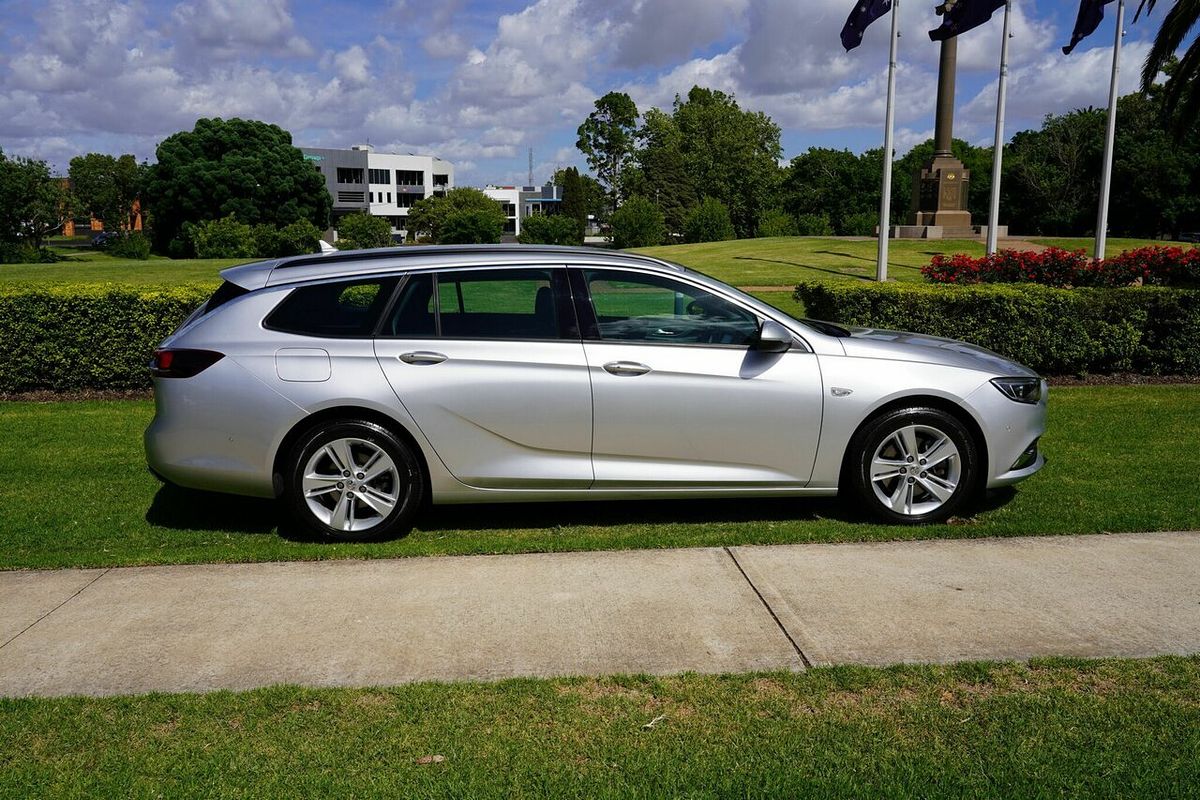 2019 Holden Commodore LT ZB