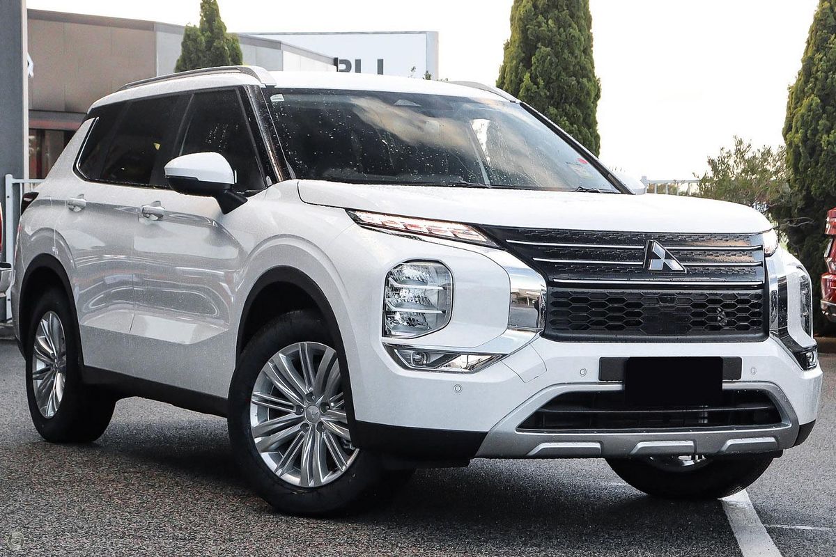 2024 Mitsubishi Outlander LS ZM AWD