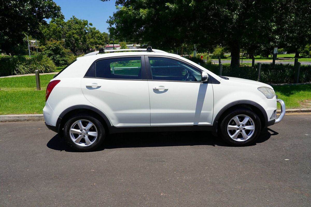 2013 KGM Korando S C200
