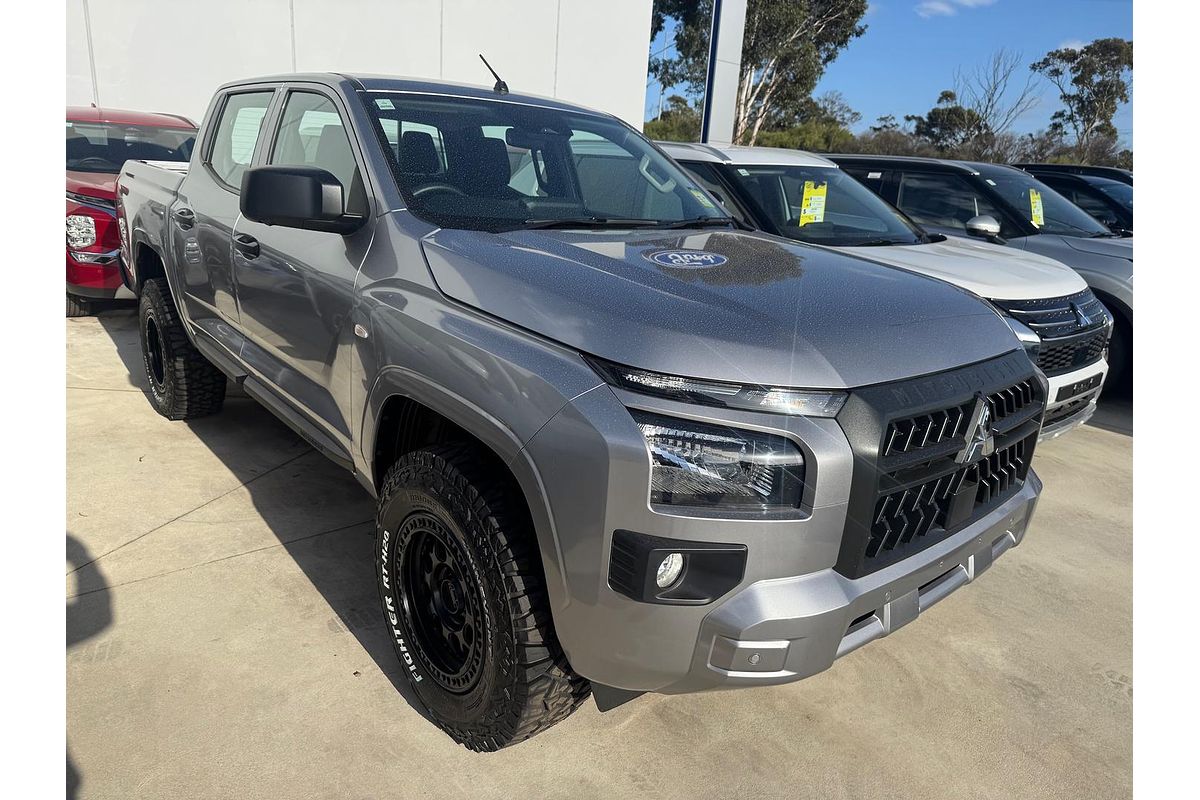 2025 Mitsubishi Triton GLX MV 4X4