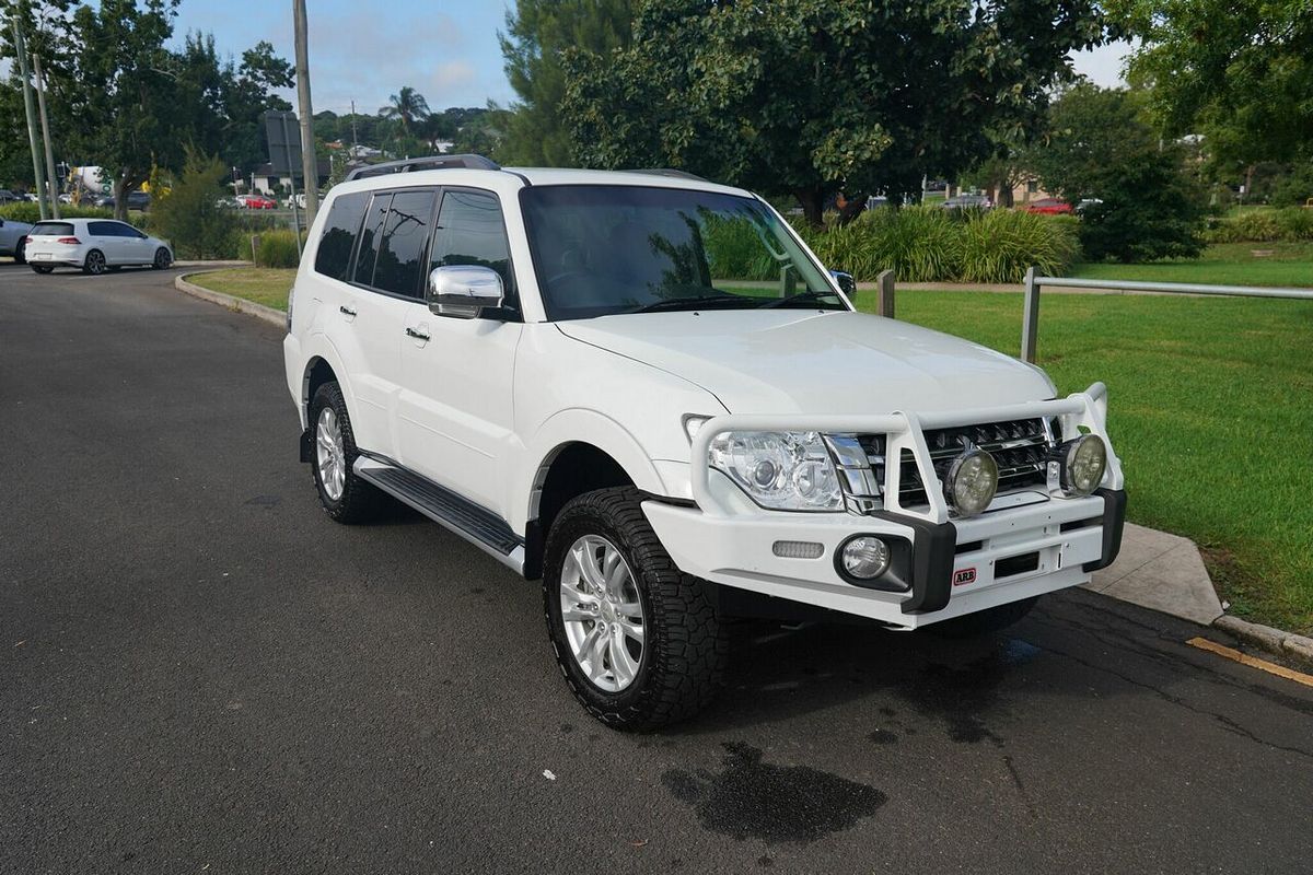 2017 Mitsubishi Pajero GLX NX