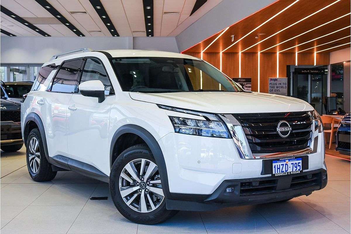 2023 Nissan Pathfinder Ti R53