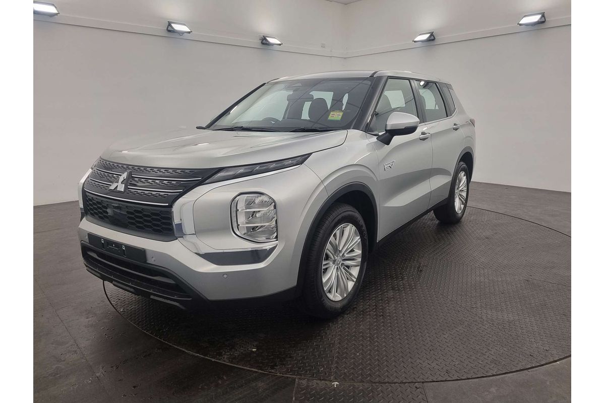 2025 Mitsubishi Outlander PHEV ES ZM