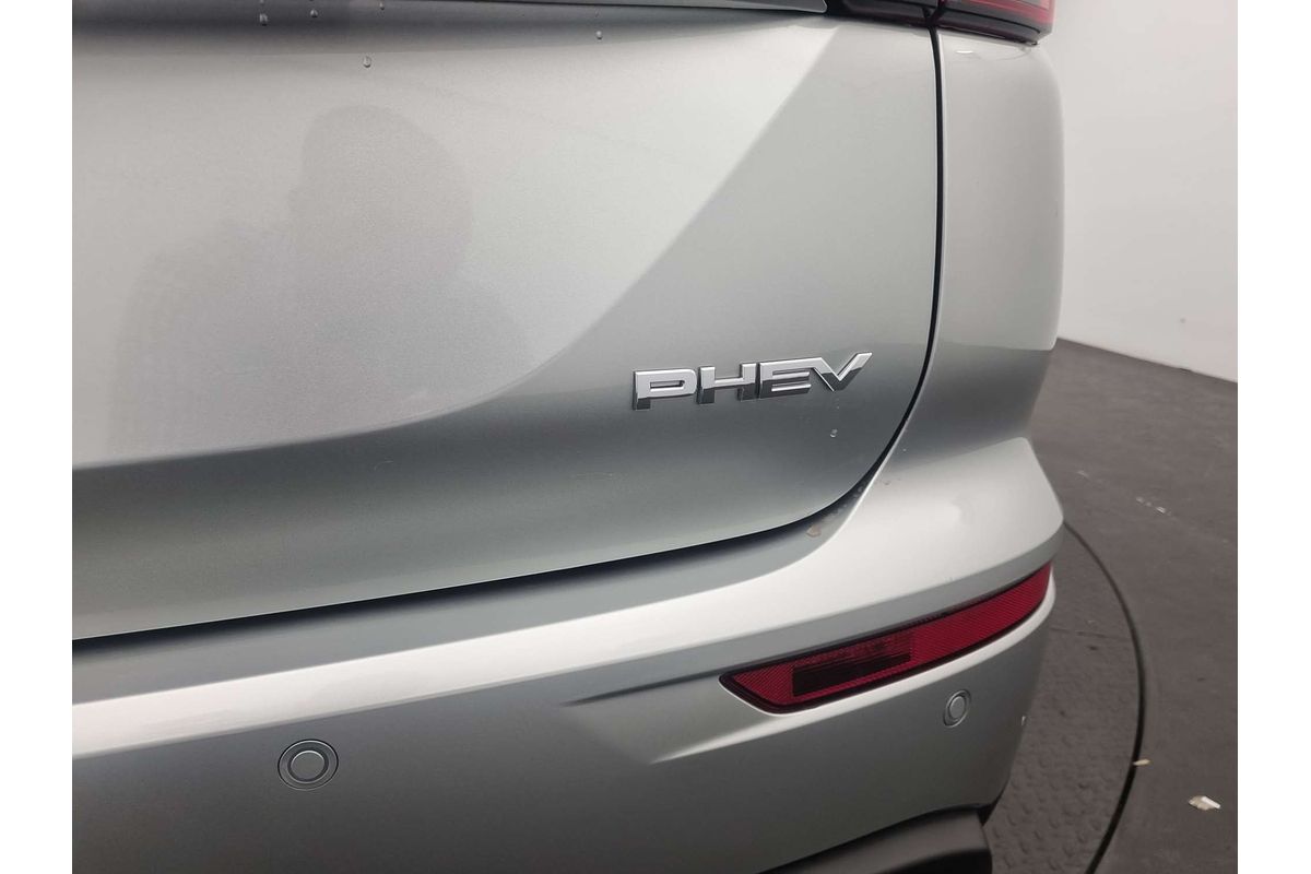 2025 Mitsubishi Outlander PHEV ES ZM
